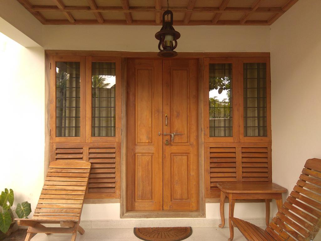 Green Court Cottage Thekkady Exterior photo